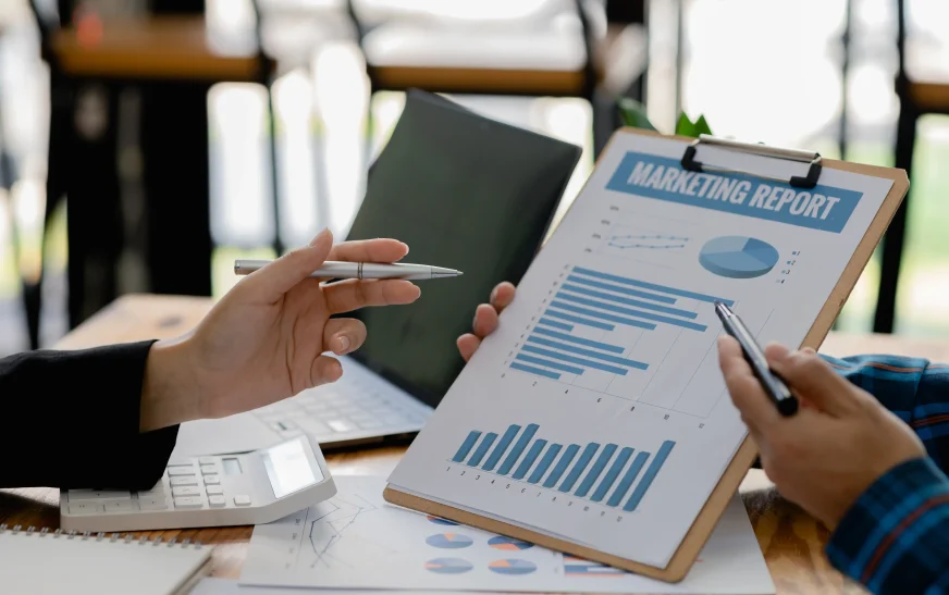 Building Marketing Reports for Stakeholders: